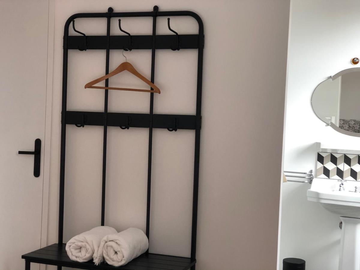 Hotel L'Escale Bellifontaine Ury Zewnętrze zdjęcie