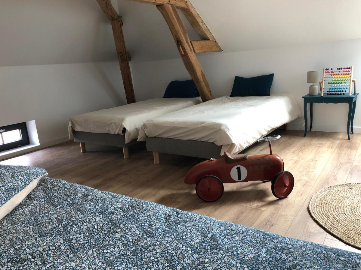 Hotel L'Escale Bellifontaine Ury Zewnętrze zdjęcie